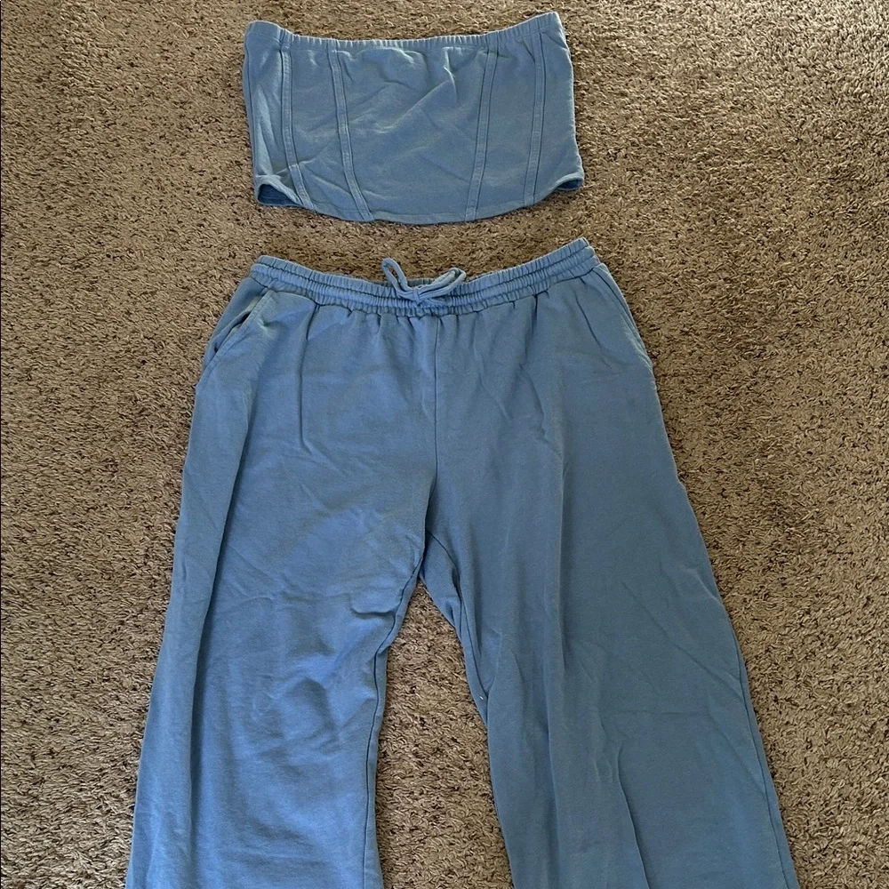 Fashion Nova Blue Wide Leg Pants & Top Set - Picture 1 of 3